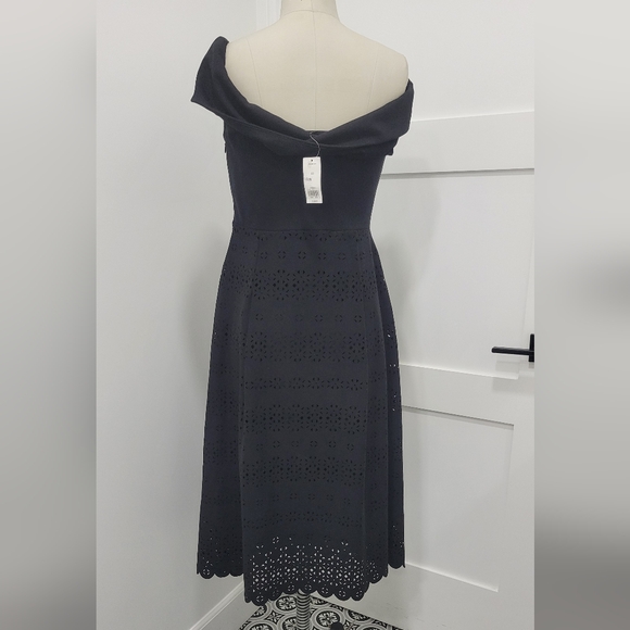 Banana Republic Black Off-Shoulder Laser Cut Ponte Midi Dress Size 10 - Picture 6 of 13